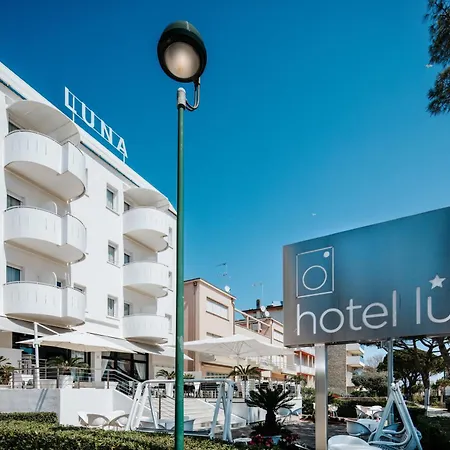Luna Hotel